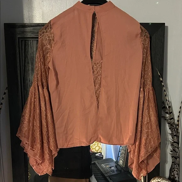 Express Peach Lace Sleeve Blouse - Picture 3 of 3